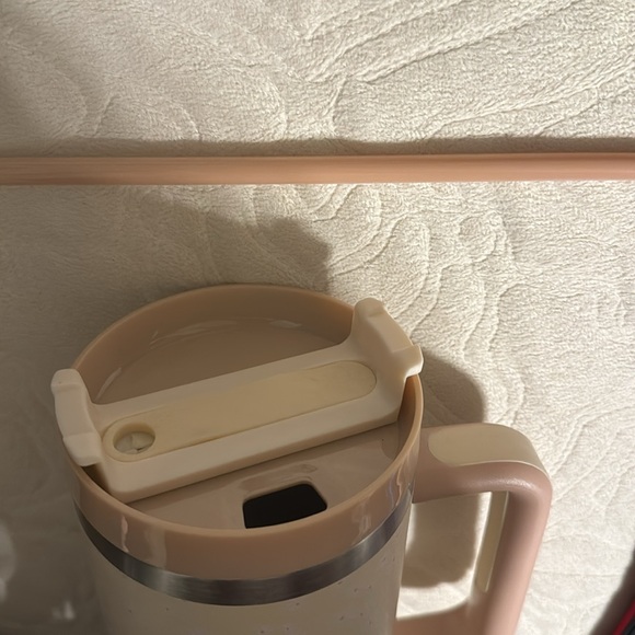 ALTAR’D STATE insulated cup with handle - Picture 6 of 6